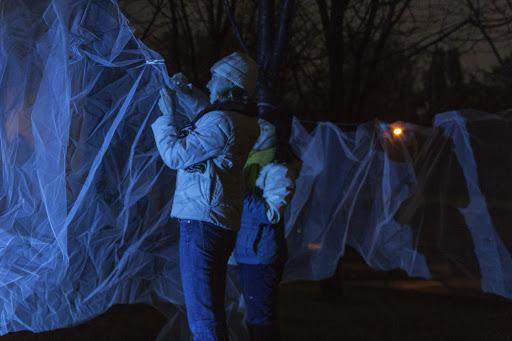 The H20 students design, code, and set up the first light installation guided by the AHO students. Credit: Julie Hrnčířová for Nabolagshager, 2019.